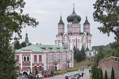 Свято-Пантелеймоновский женский монастырь в парке "Феофания"
