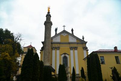 Костел Петра и Павла в Каменце-Подольском - экстерьер