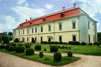 Большой жилой дворец Золочевского замка