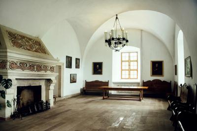 Интерьер одной из комнат Большого жилого дворца Золочевского замка