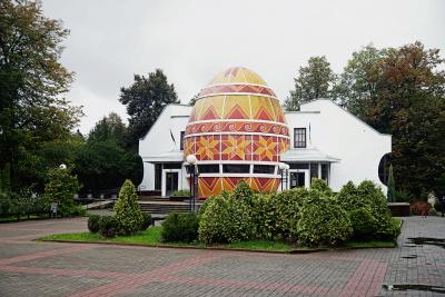 Вид музея «Писанка» в Коломые с внешней стороны