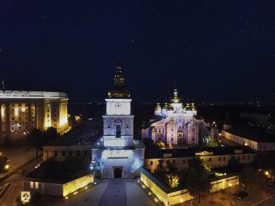 Нічна панорама Михайлівського Золотоверхого монастиря
