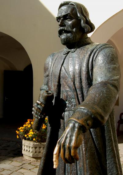 Пам'ятник Федору Коріятовичу у мукачівському замку "Паланок"