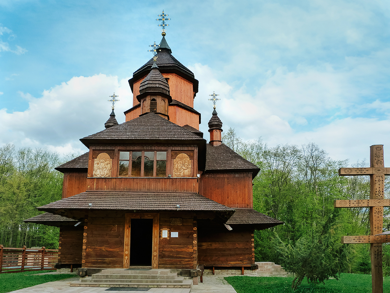 церква різдва пресвятої богородиці калуш